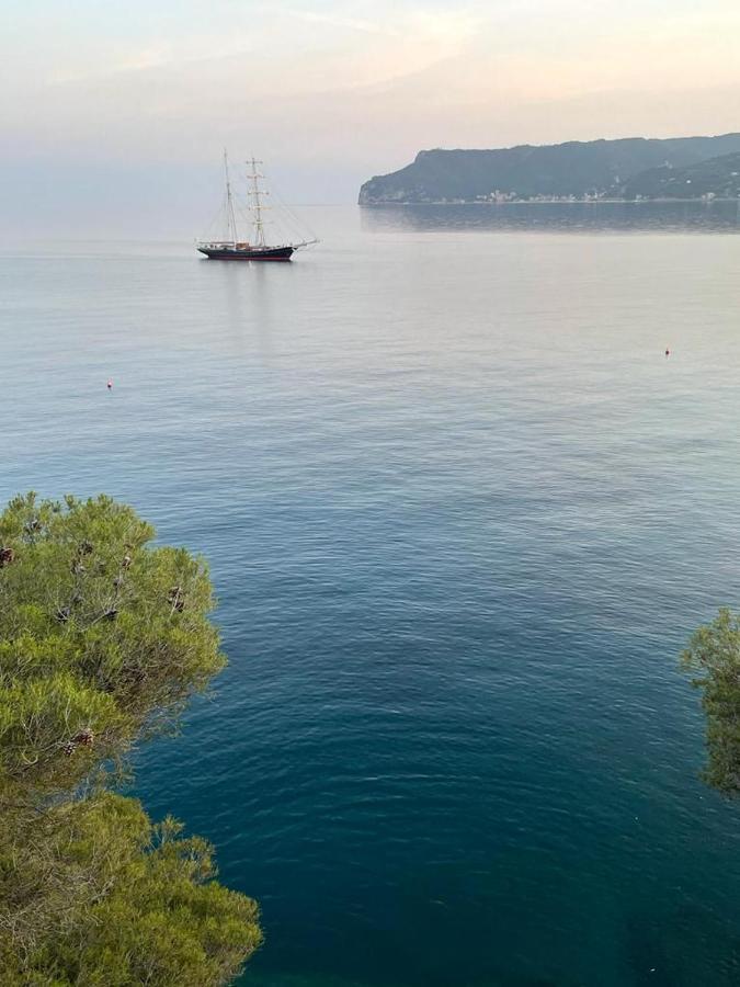 Una finestra sul mare Home 2 Bergeggi Esterno foto