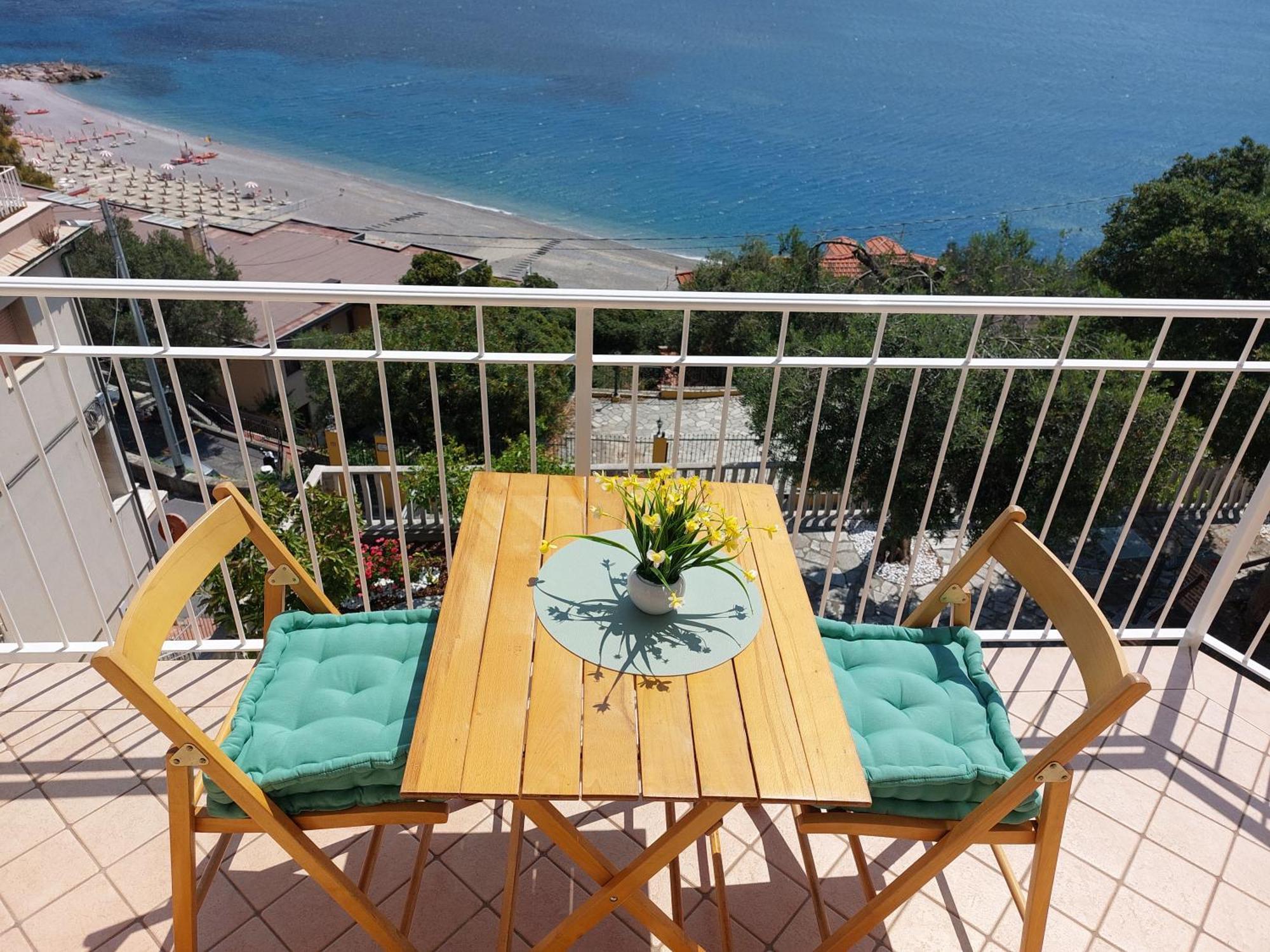 Una finestra sul mare Home 2 Bergeggi Esterno foto